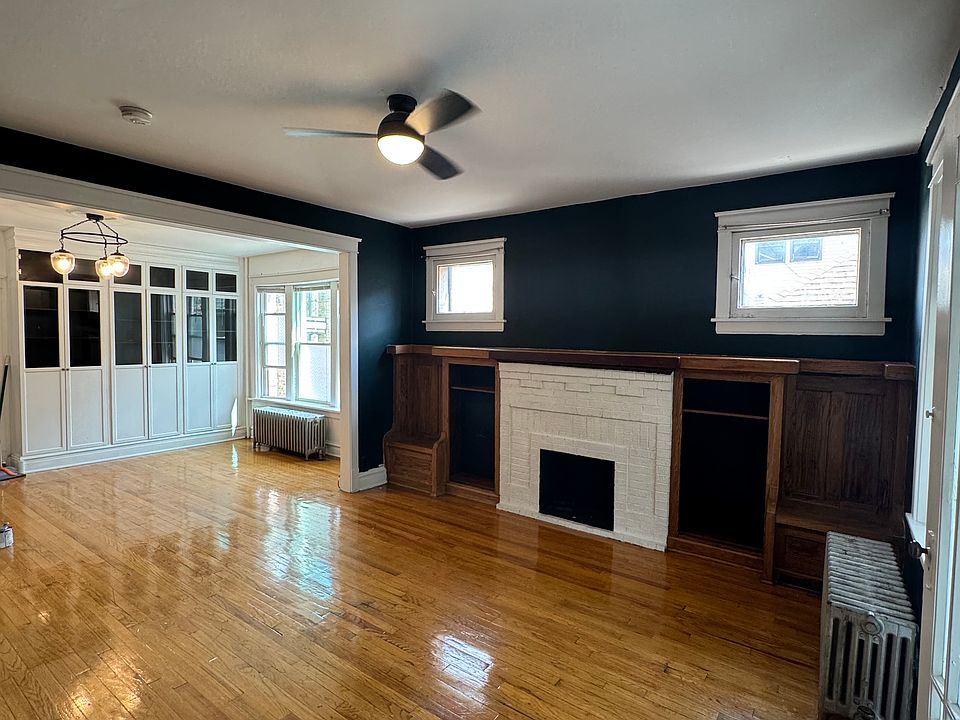 Living room/dining rooms