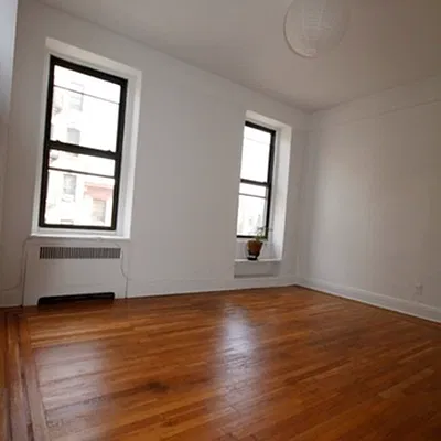 Rented by Nooklyn NYC LLC | media 14
