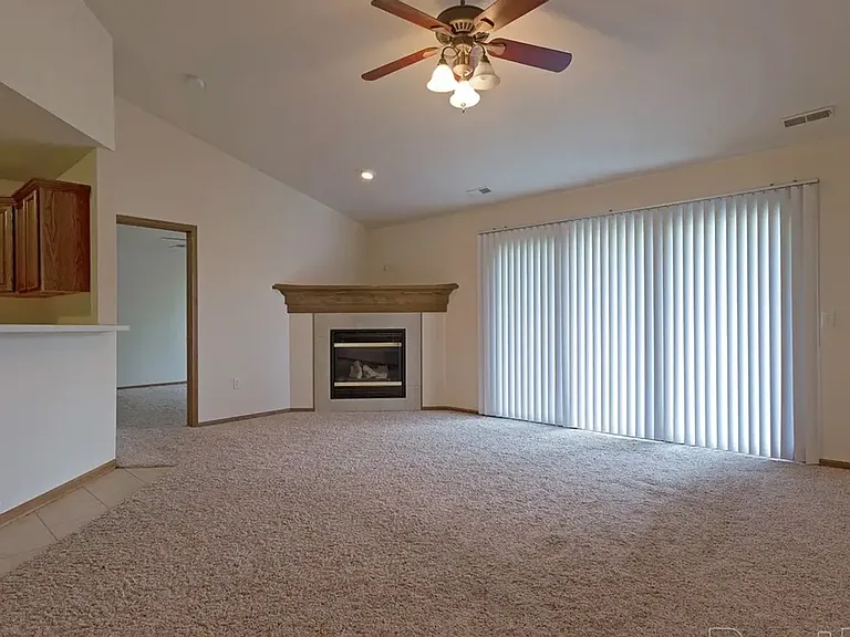 The Pines: Spacious Living in Quaint Ankeny Neighborhood! — Photo 3