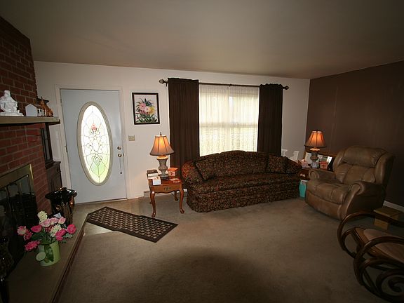 4th image of 85 Township Road 1154