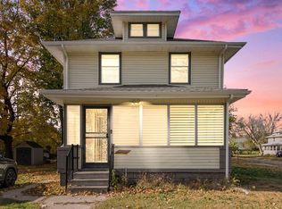 1402 Carl Breeding Way, Jackson, MI 49203