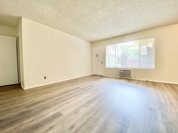 5th image of 3748 Midvale Ave APT 4