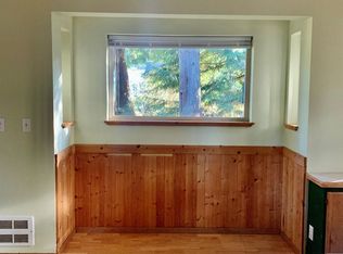 27660 Woodside Rd NE, Kingston, WA 98346