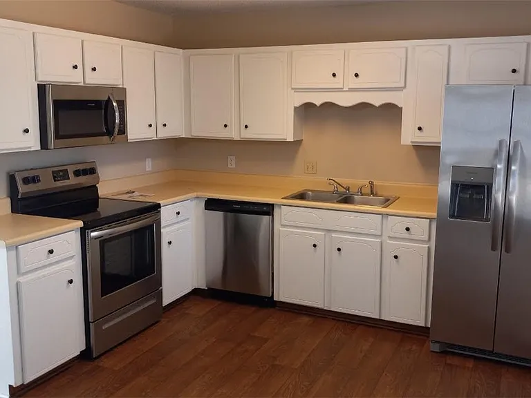 1458 Sheridan Point — Photo 7
