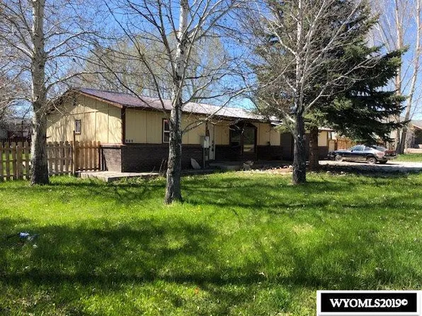 1235 Raintree Dr, Riverton, WY 82501