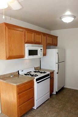 5th image of 177 E Renette Ave APT D