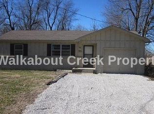 1113 N Cedarbrook Ave, Springfield, MO 65802