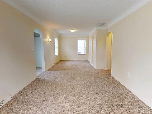 3rd image of 3959 Olive St