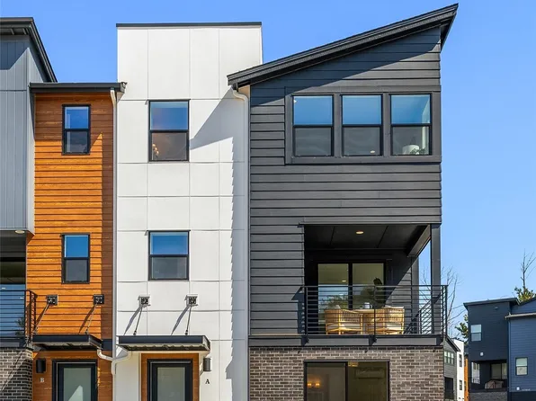 10811 (HS 109) 120th Lane NE #A, Kirkland, WA 98033