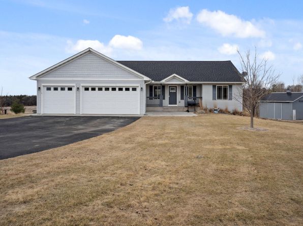 572 172nd St, Hammond, WI 54015