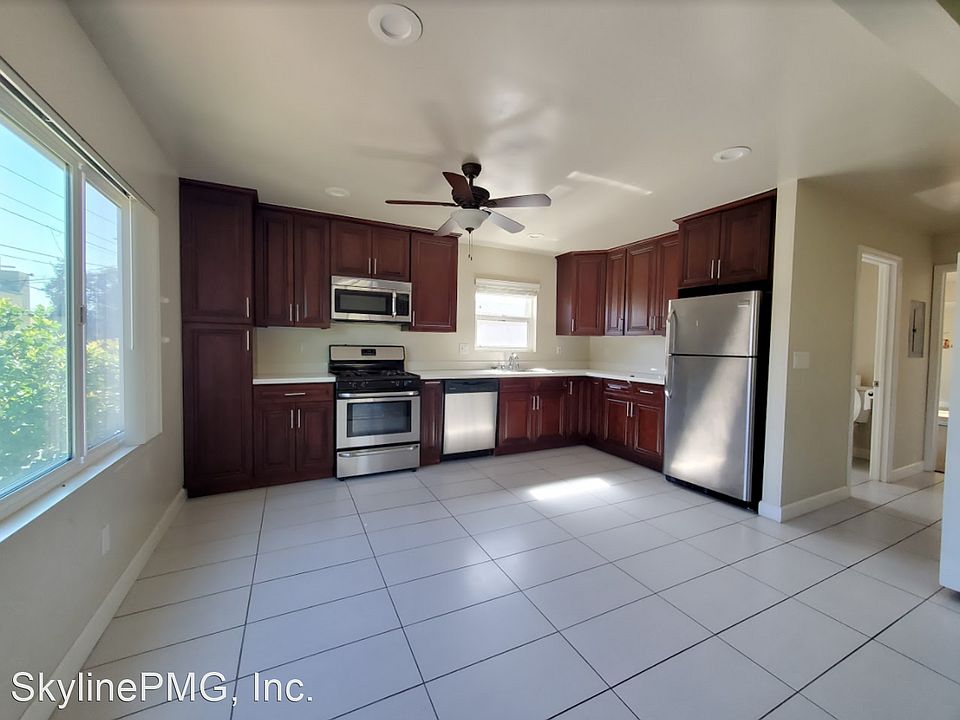 1st image of 585 Cassia St #5
