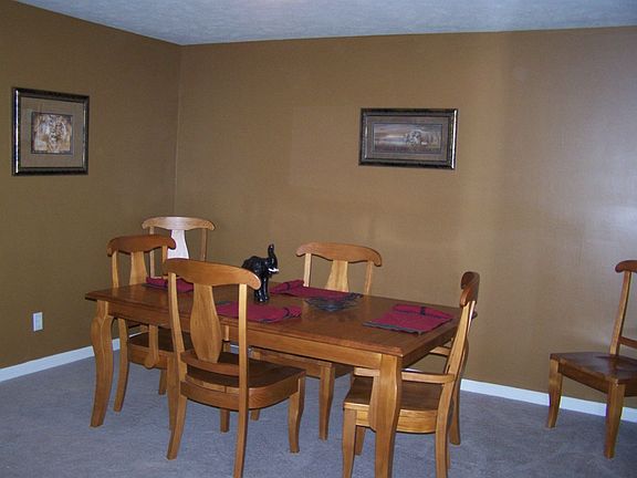 Formal dining room