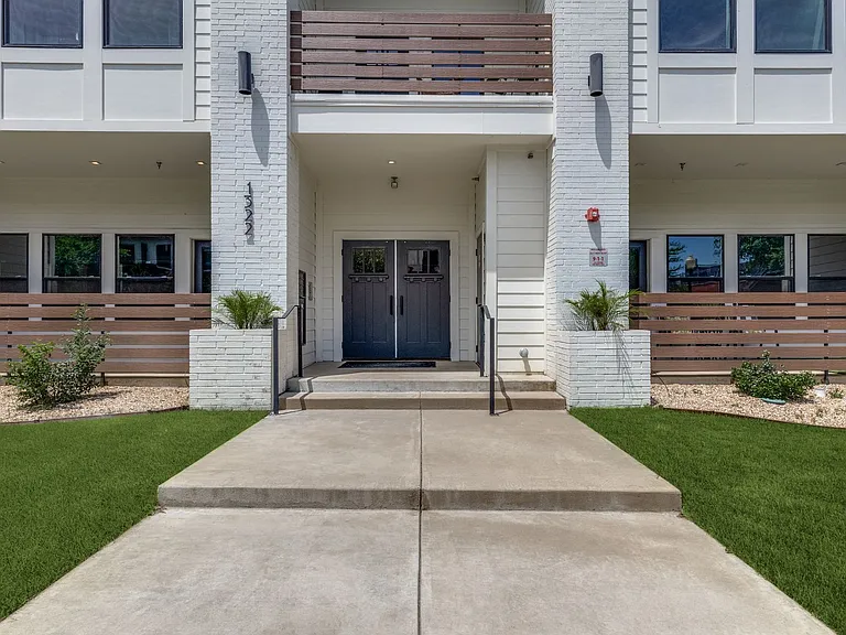 The Fairmount at Magnolia — Photo 33