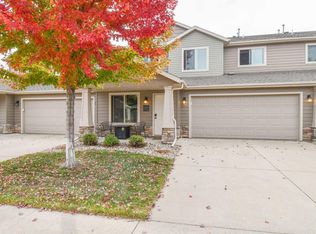 2813 E Hearthstone Pl, Sioux Falls, SD 57108