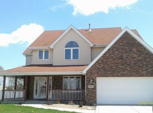 1707 N Saddle Run Ln, Beecher, IL 60401