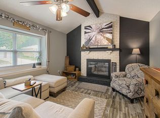 2901 SE 3rd St, Blue Springs, MO 64014