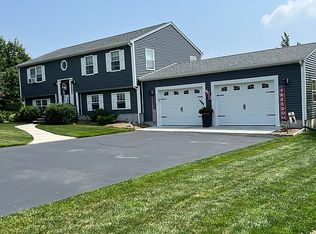 23 Brittney Ln, Warren, RI 02885