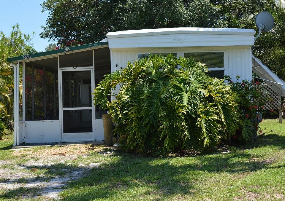 1st image of 658 Palm Ave E