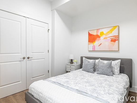 2nd image of 373 Communipaw Ave #404