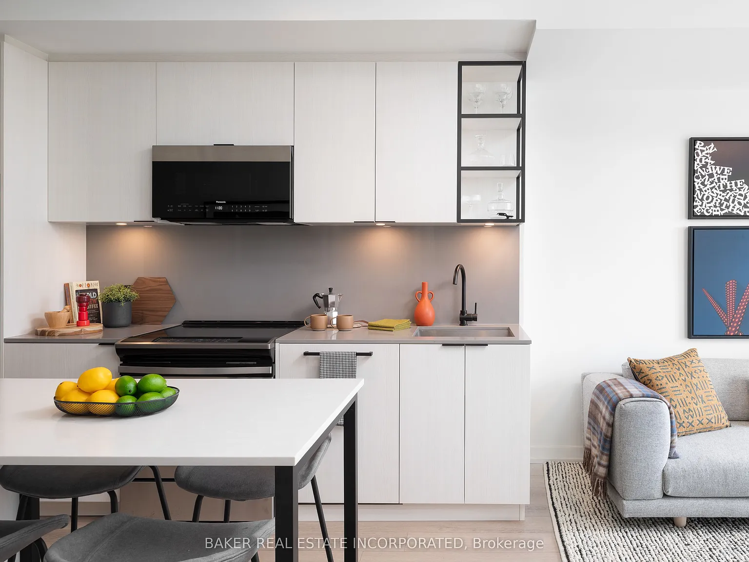 2 bed, $3,055 — Photo 1