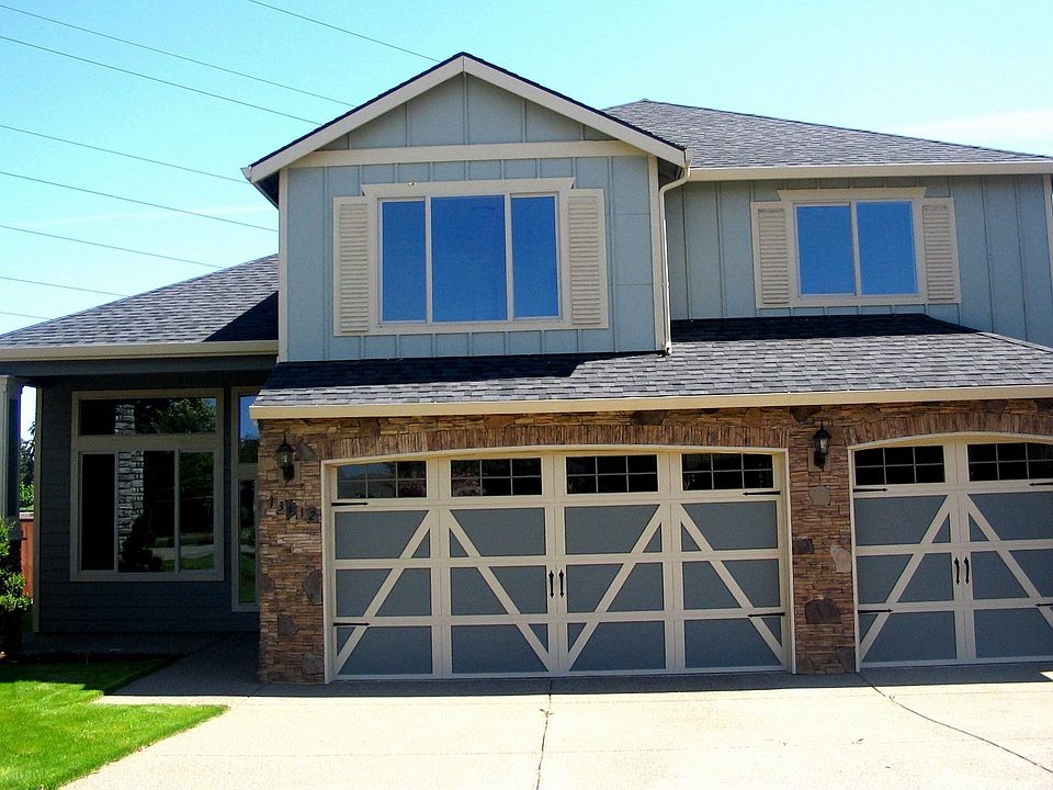 1st image of 13112 NE 62nd St