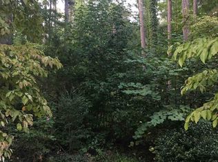 13 McKelvey Ct, Cartersville, GA 30121