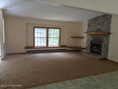 3191 Bear Swamp Rd, East Stroudsburg, PA, 18302