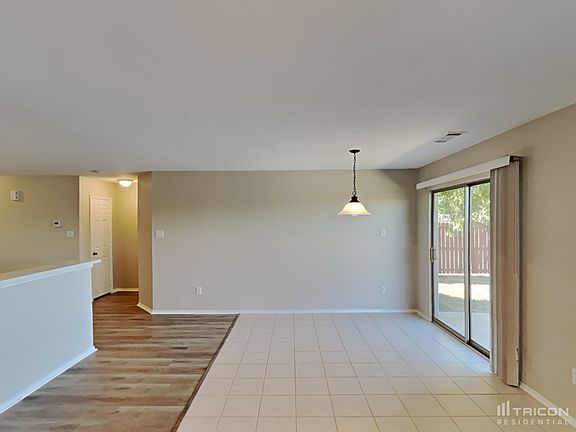 4th image of 2424 Echo Point Dr