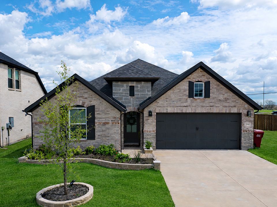 1st image of 2912 Beau Daniel Dr