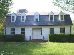 9324 Rogues Rd, Midland, VA 22728