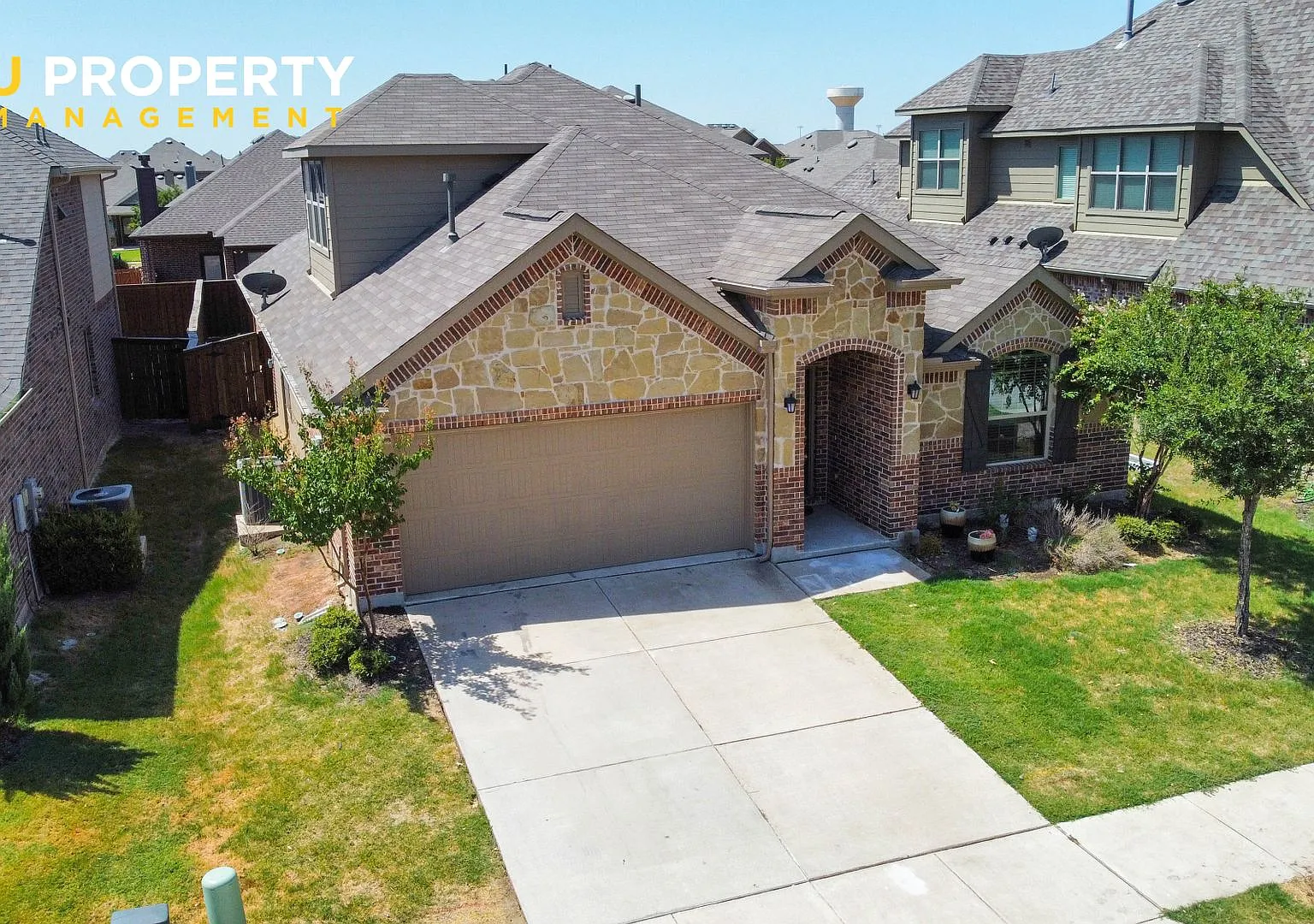 Charming 4BR/3BA Home in Prosper Fresh Paint — Photo 3