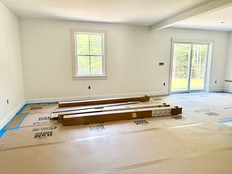 190 Center Rd — Photo 29