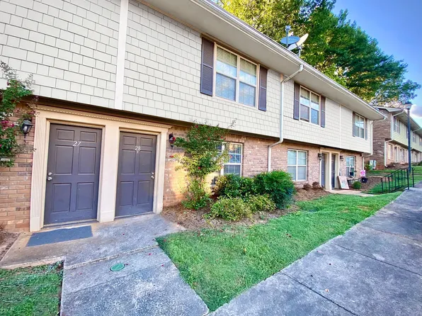 28 Villa Ct SE, Smyrna, GA 30080