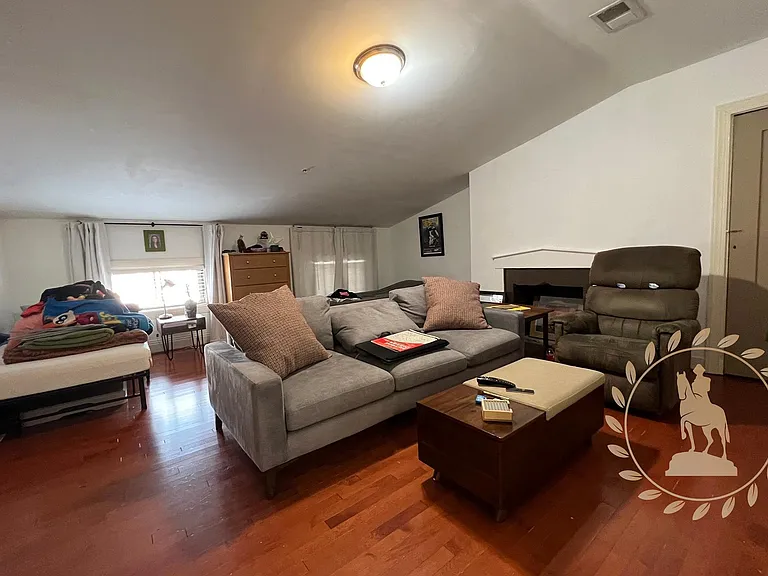 513 Park Ave #404 — Photo 13