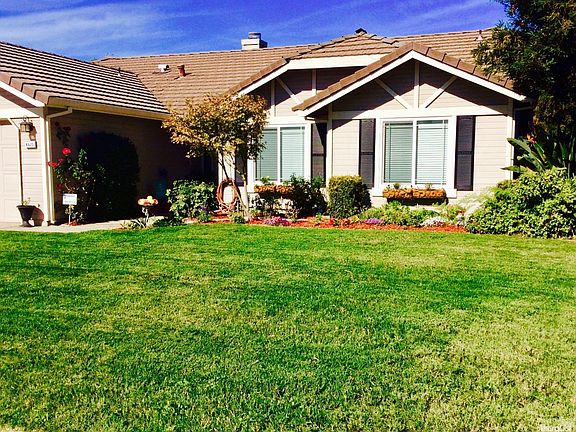 3rd image of 4625 Berkshire Pl