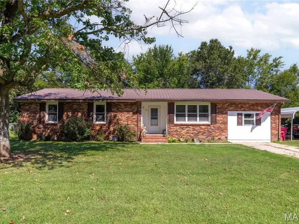 46 Dement Rd, Sikeston, MO 63801