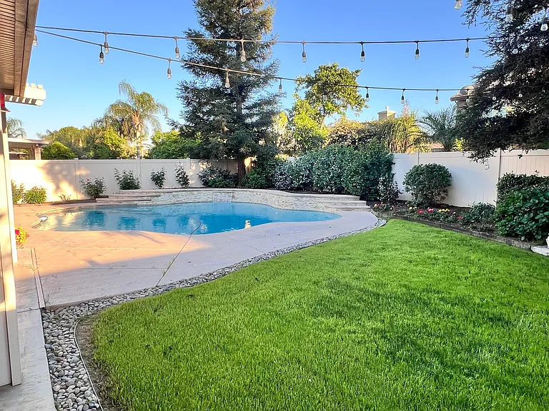 10231 Titanium St — Photo 9