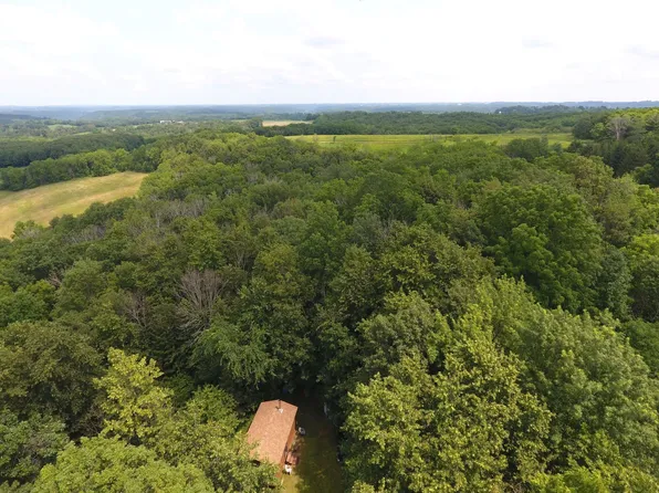 28531 State Highway 131, Wauzeka, WI 53826