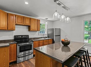 26 Attawaugan Crossing Rd #B, Dayville, CT 06241