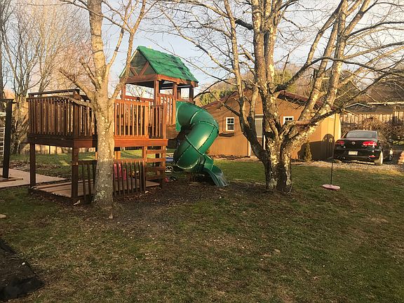 4th image of 59 Lost Ave