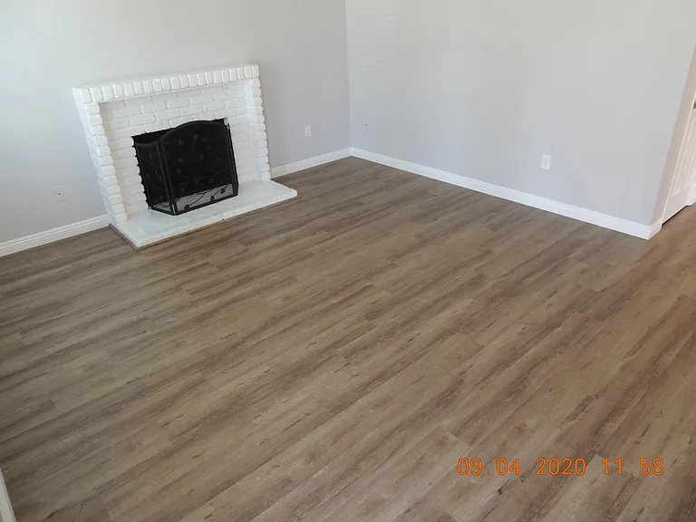 2053 S Plum Ave — Photo 3