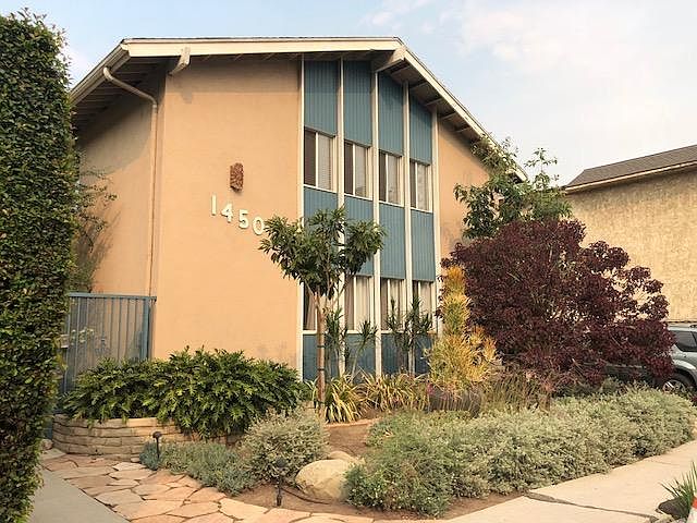 1st image of 1450 Barry Ave APT 2