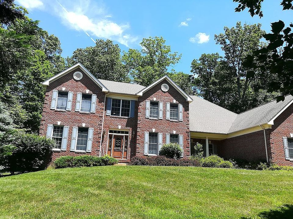 1st image of 11526 Seneca Woods Ct