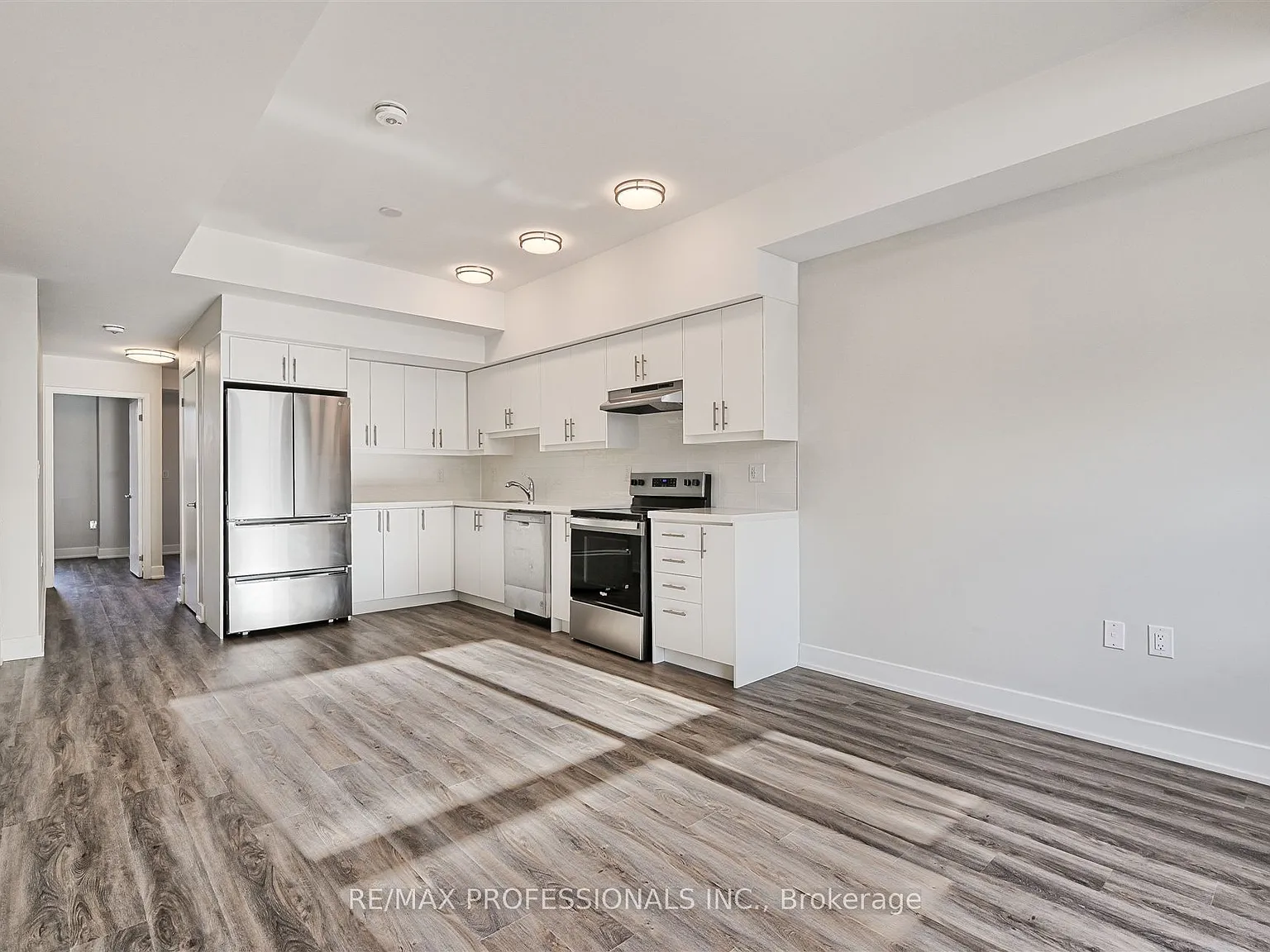 3 bed, $3,600 — Photo 3
