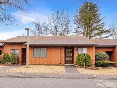 408 Asbury Ridge, Shelton, CT, 06484
