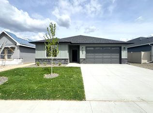 2300 S Hurd Ave, Nampa, ID 83686