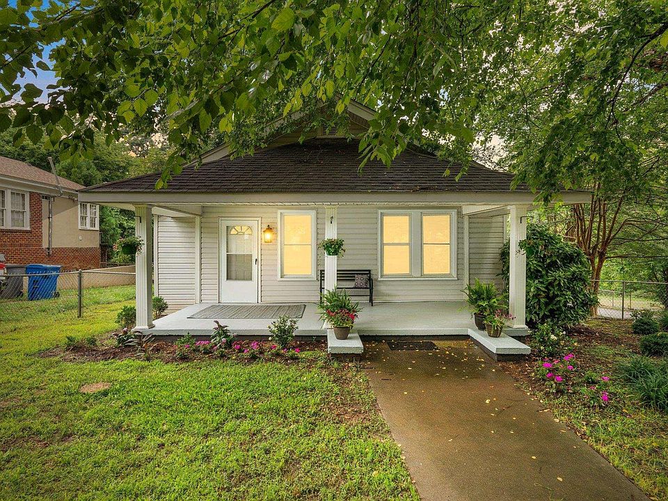 1st image of 200 Donnybrook Ave