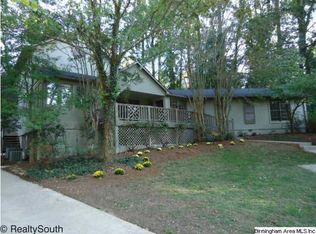 27 Gaywood Cir, Mountain Brk, AL 35213