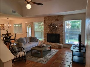 8213 Belclaire Ln, Austin, TX 78748
