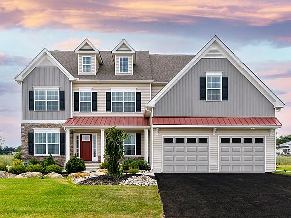 Breckenridge Grande Farmhouse Exterior